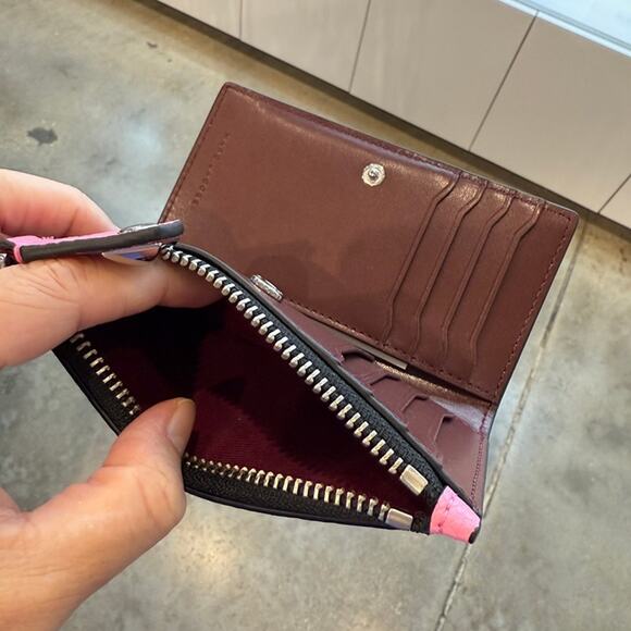 NWT Marc Jacobs 4R4SMP040S01 MEDIUM FLAT WALLET - Picture 6 of 7